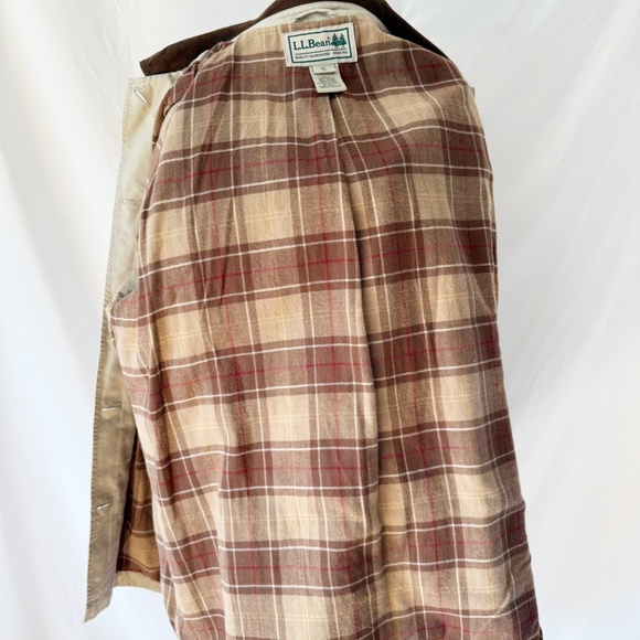 L.L. Bean Beige Utility Jacket with Brown Collar - Picture 7 of 7